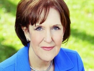 Karen Tumulty image