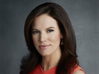 Kelly Evans"s image