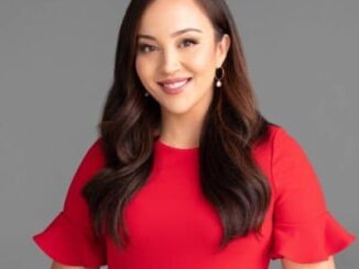 Mia Villanueva's image