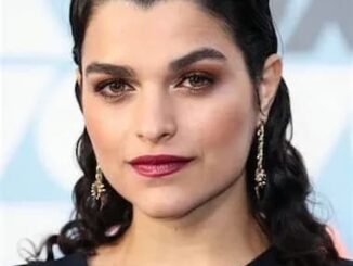 Eve Harlow's image