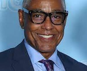 Giancarlo Esposito Image