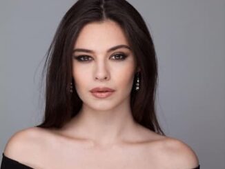 Nicole Maines's image