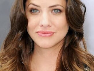 Julie Gonzalo's image