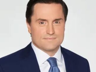 Lucas Tomlinson Image
